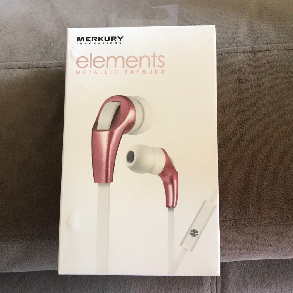 Elements Metallic Earbuds w/MIc